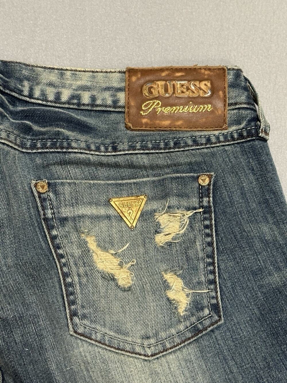 GUESS Premium Jeans Blue Denim Distressed Starlet Straight Leg 29L Y2K Low Rise